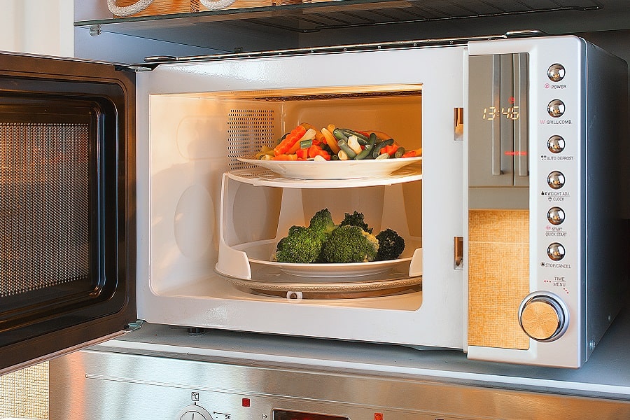 Qué se puede cocinar en un microondas con grill